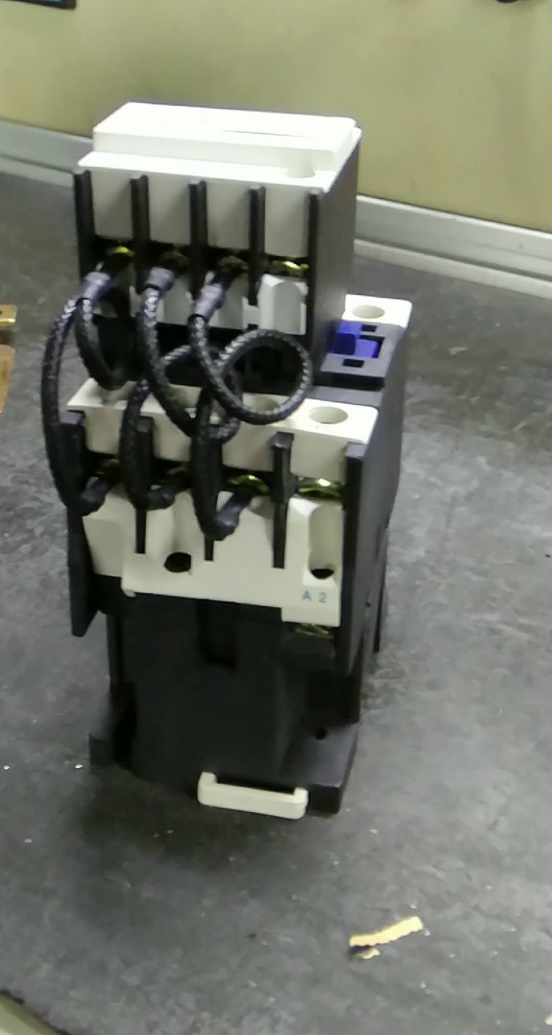 交流接触器CJ19-32A