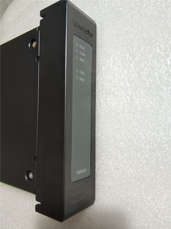 SM020